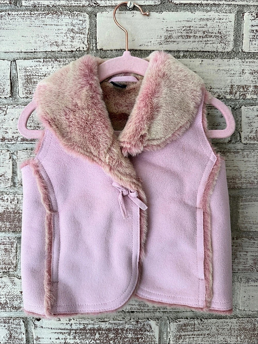 GAP Pink Faux Fur Collar Vest Baby 12-18 Months Like New